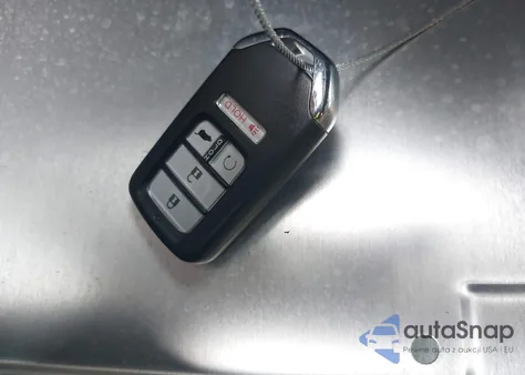 2019 Honda Passport Elite z USA, uszkodzony, nr VIN 5FNYF8H05KB010810